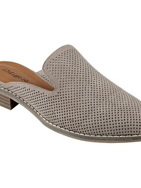 Indigo Rd. Womens Hayze Slip On Mules